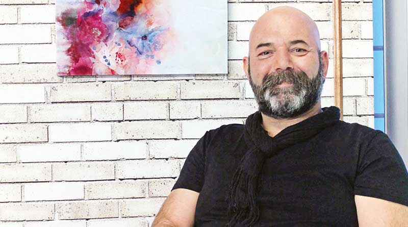 Murat Makar: Tiyatroyla arama �stanbul girdi