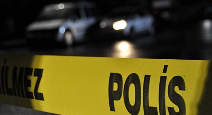 �mraniye'de minib�s devrildi: 1 �l�