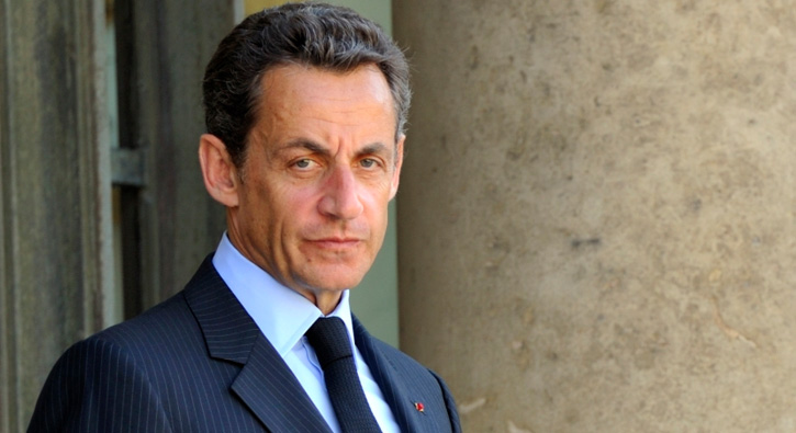 Fransa'da mahkemeden Sarkozy'ye kt haber