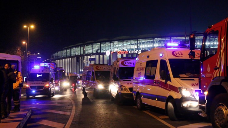 'S�r' kad�nla iki g�r��me