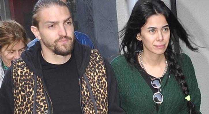 Asena Atalay Caner Erkin'e by m yaptrd?