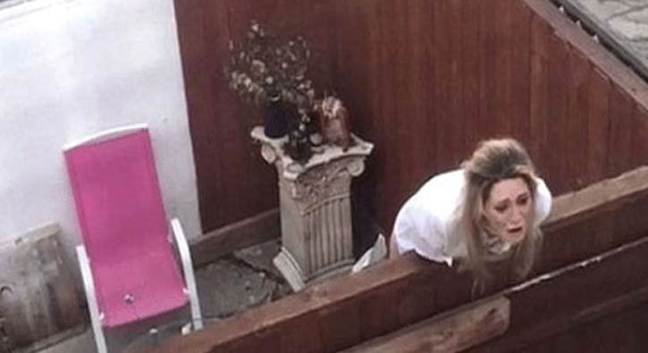 �nl� oyuncu Mischa Barton hastaneye kald�r�ld�