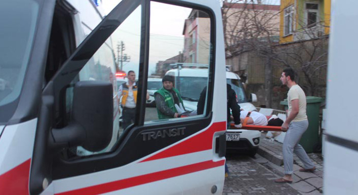 Park nedeniyle karde�ini b��aklad�