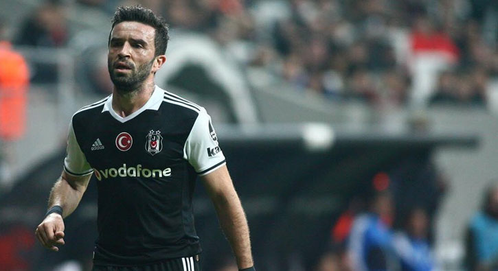 G�khan G�n�l dev derbiye kaptan olarak ��kacak!