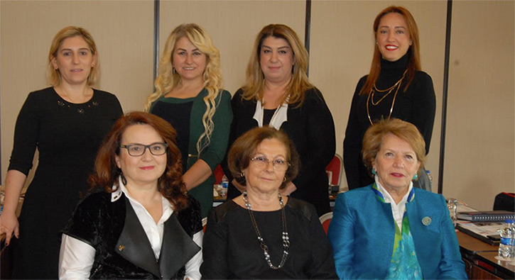 Cleaner Magazine,  Endstriyel Temizlik Sektrne Yn Veren Kadnlar n biraraya getirdi