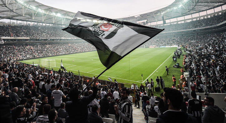 Vodafone Arena derbide kapal� gi�e!