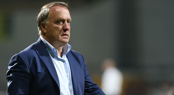 Advocaat'tan ayr�l�k a��klamas�!