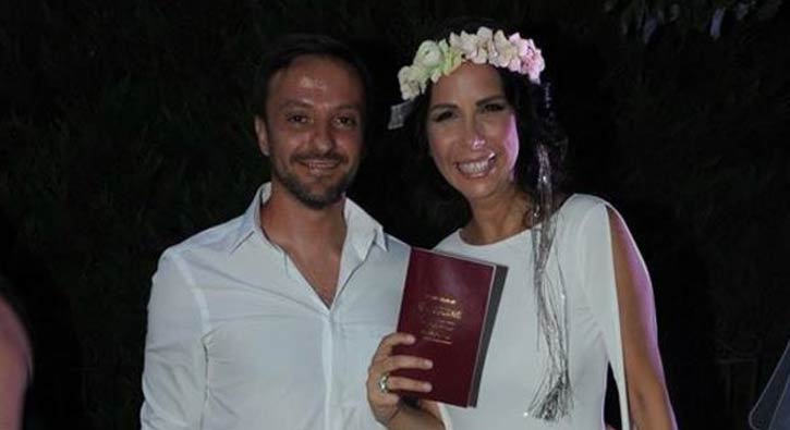 Tu�ba �zerk ile Altan Nuh bo�and�!