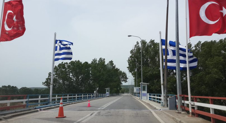 Onlarca FET� ��phelisi Avrupa'ya ka�ma giri�imindeyken s�n�rda yakaland� 