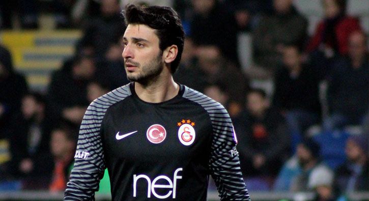 Cenk G�nen'in gol yemedi�i ma� yok!