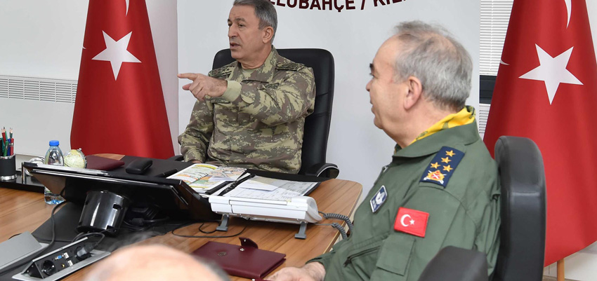 Genelkurmay Ba�kan� Org. Akar Mardin�de