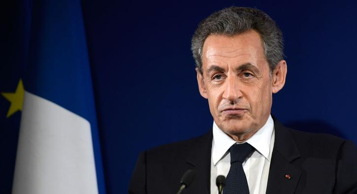 Sarkozy usuls�zl�kten mahkemeye sevk edildi