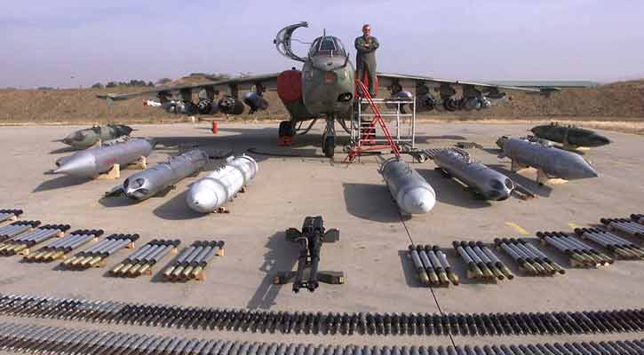 Suriye modernize ettii SU-25'leri Hmeymim ss'ne gnderiyor