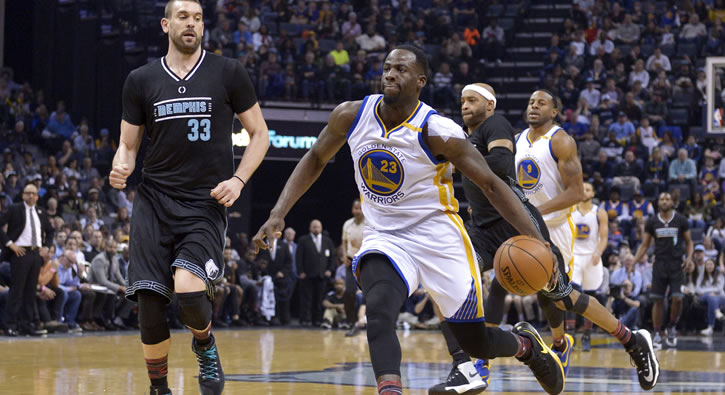 Draymond Green 4 say�yla tamamlad��� ma�ta triple-double yapt�