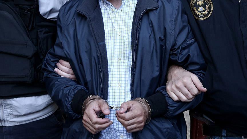 Adana merkezli 8 ilde FET� operasyonu: 27 polis g�zalt�na al�nd�