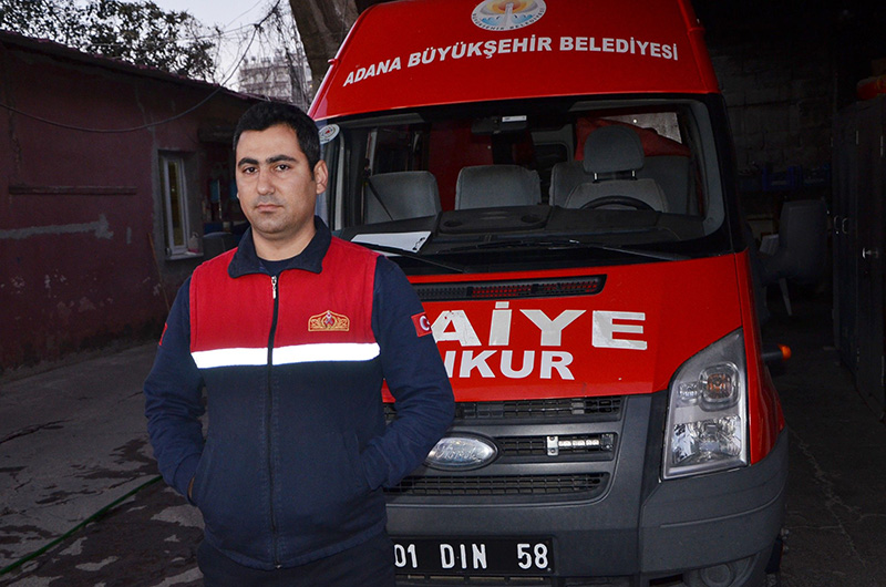 'Kuyu' yu kurtarman�n y�ntemi Adanal� itfaiyeciden