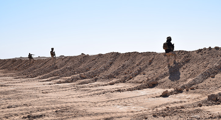 Irak'ta DEA'a kar 45 kilometrelik hendek