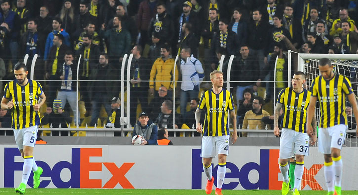 Fenerbah�e'de Aykut Kocaman sesleri