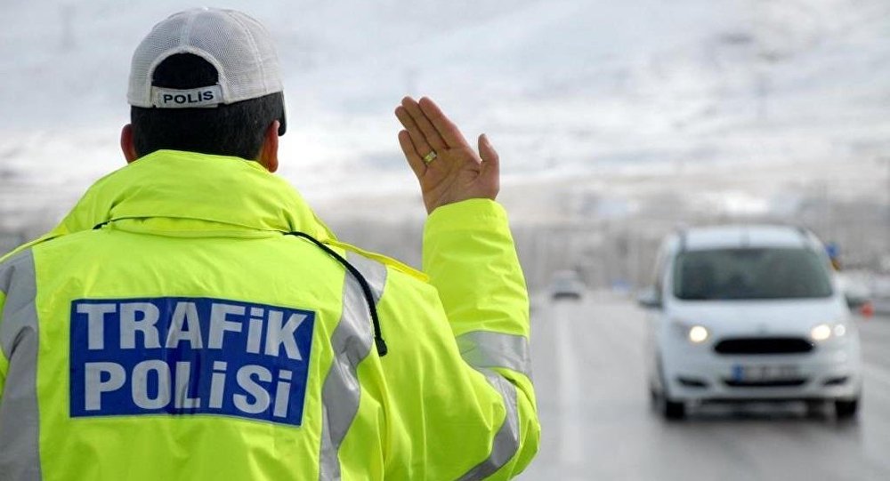 �stanbul'da 2016 y�l�nda 2 milyon 294 bin ki�iye trafik cezas� uyguland�