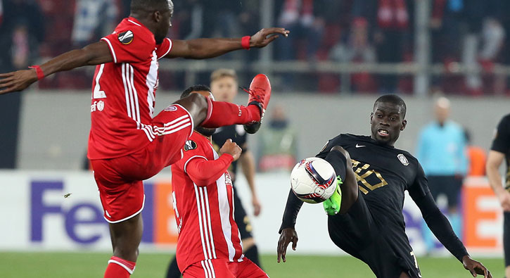 Olimpiakos y�ld�z golc�s� Brown Ideye'yi �in'e g�nderdi