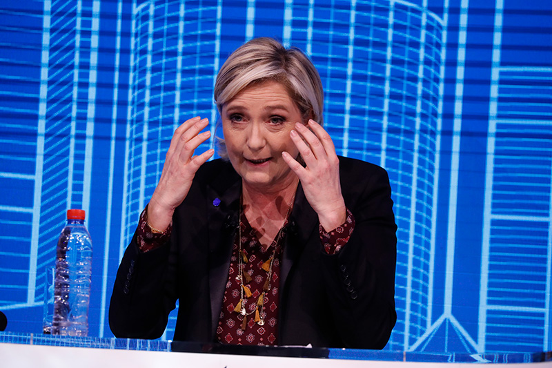 A��r� sa�c� Le Pen'e yolsuzluk k�skac�