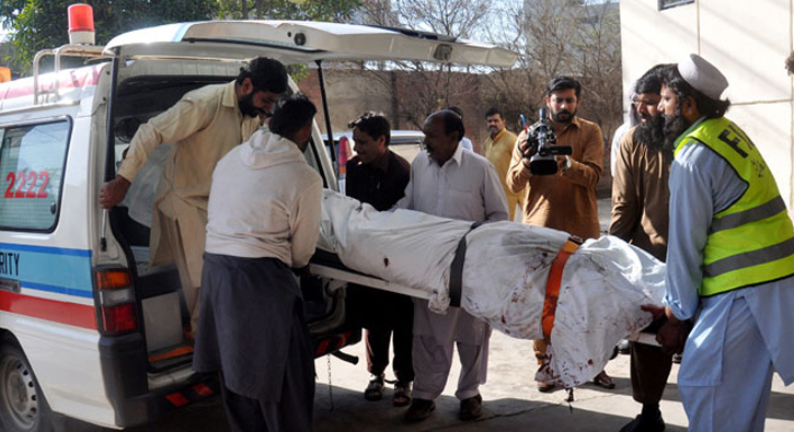 Pakistan�da �zel bir u�ak d��t�