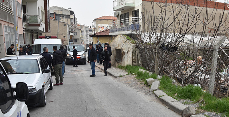 Gen� a��� uykusunda tabancayla �ld�r�ld�