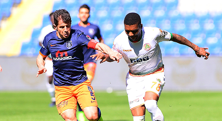 Baakehir, Alanya'y evinde 2-1 malup etti.
