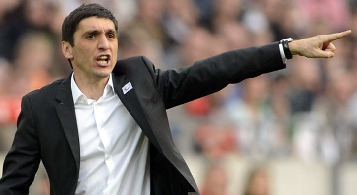 Bayer Leverkusen'in yeni teknik direkt�r� Tayfun Korkut oldu