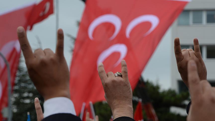 MHP'de 4 isim ihra edildi