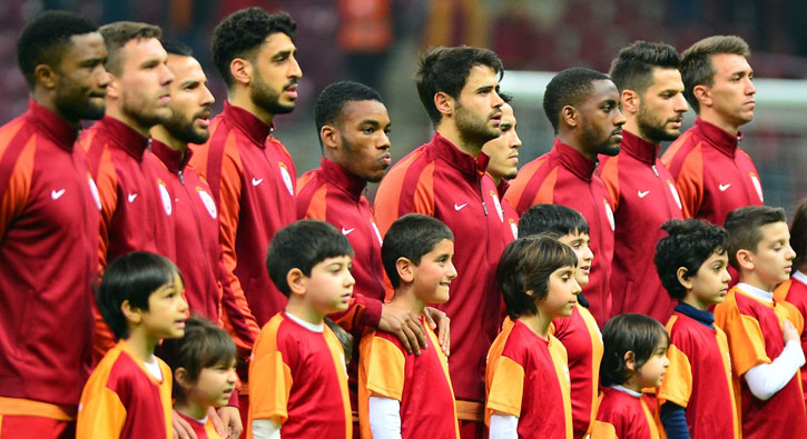 Galatasaray'da bir sakat daha! �imdi de Hakan Balta...
