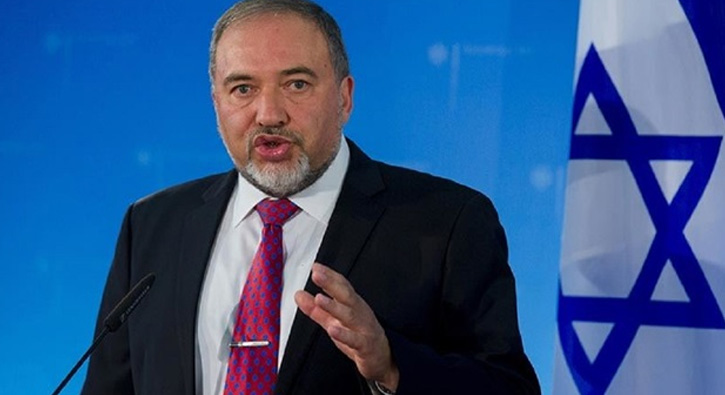 �srailli Bakan: Araplar� �lkeden g�nderelim