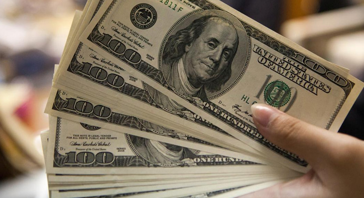 Fed'in karar� sonras�nda dolar d����e ge�ti