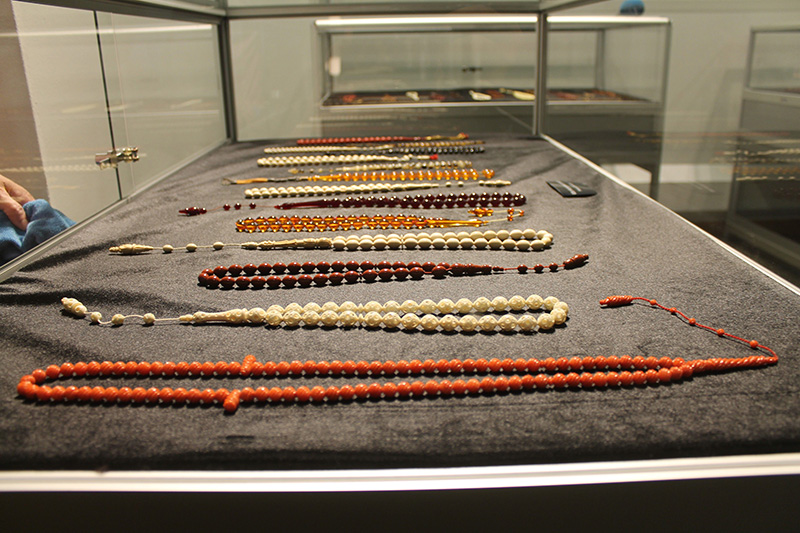 Ev fiyat�na tespih bu sergide