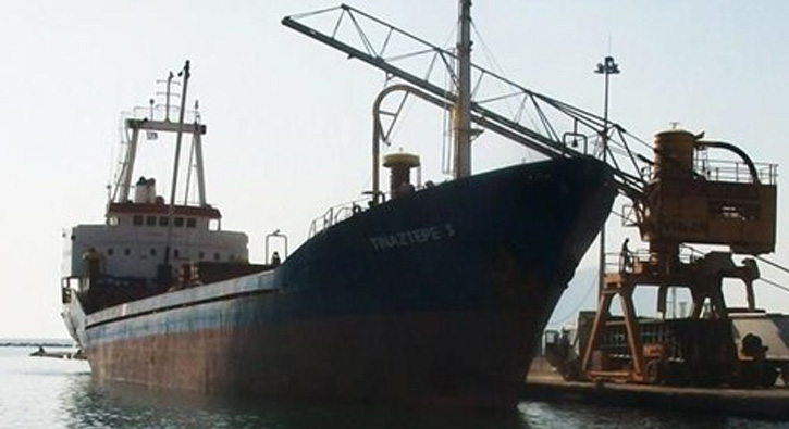 Libya a��klar�nda T�rk gemisi batt�