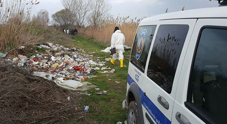 Bal�kesir'de bir ki�i e�ini �ld�r�p par�alara ay�rarak topra�a g�md�