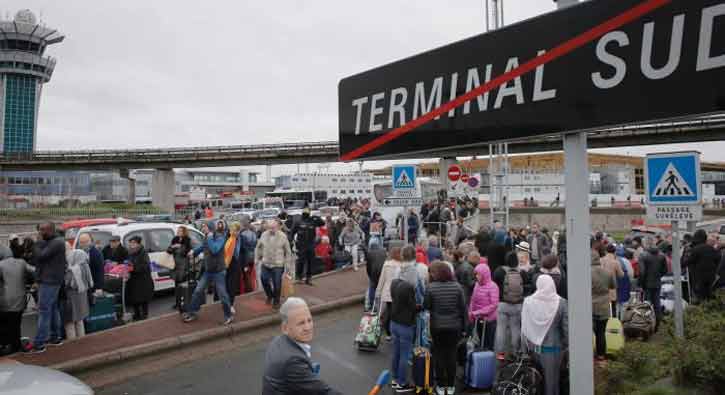 Paris Orly Havaliman�'nda silah sesleri
