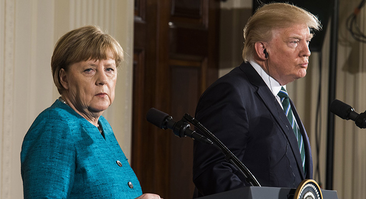 Trump'n Merkel'in elini skmamas ABD'de gnn konusu
