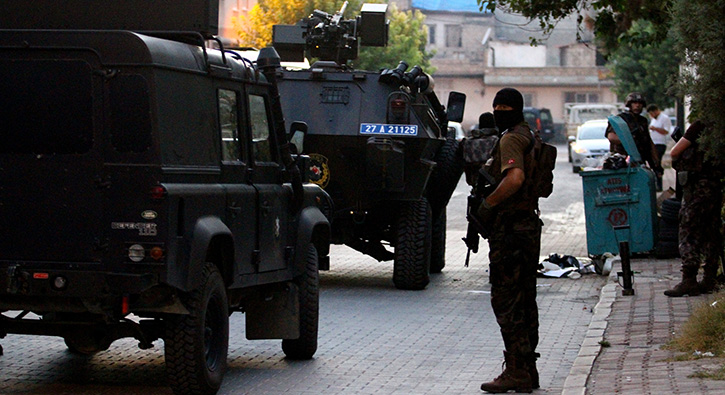 �anl�urfa'da ter�r �rg�t� PKK/KCK'ya y�nelik operasyon