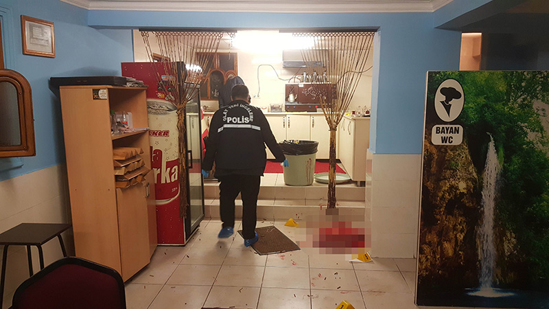 Samsun'da kahvehanede silahl� sald�r�: 1 yaral�