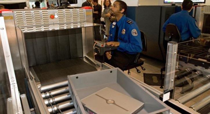ABD'den sekiz lkeden yaplan uulara kabinde elektronik cihaz yasa
