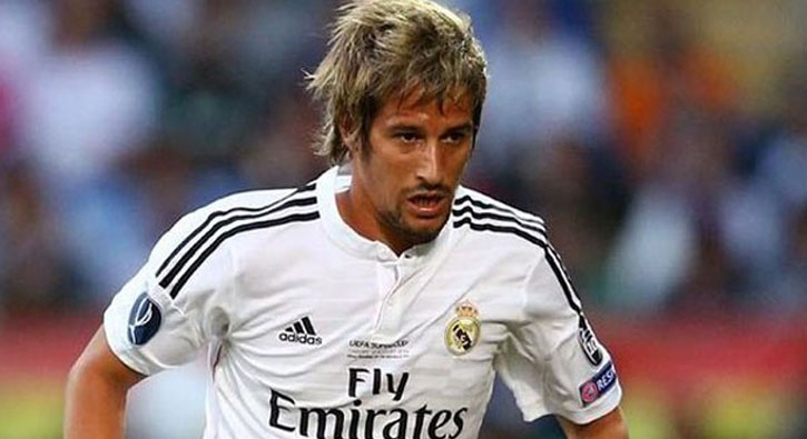 Fabio Coentrao'ya ehliyette sahtecilik cezas�