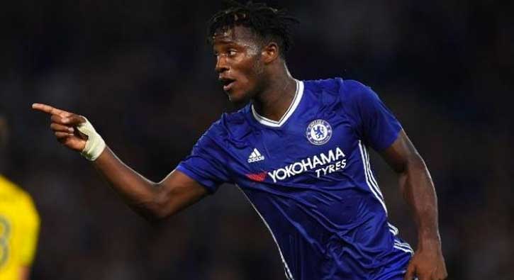 Slaven Bilic, Chelsea'nin gen� forveti Batshuayi'nin pe�inde