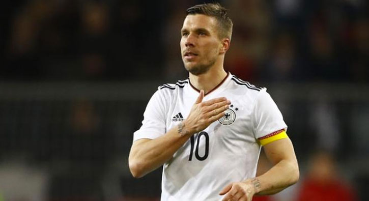 Almanya, Podolski'nin golyle ngiltere'yi 1-0 malup etti