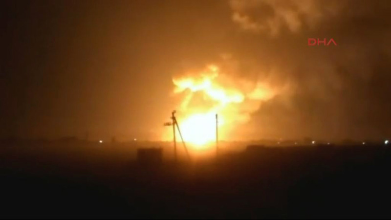 Ukrayna'da cephanelikte patlama: Binlerce kii tahliye edildi