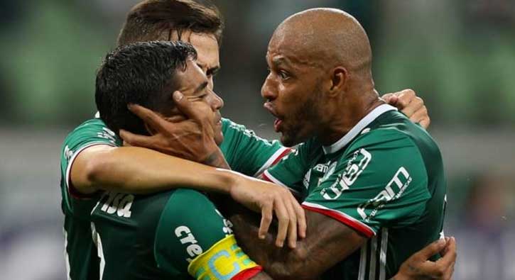 Felipe Melo, takm Palmeiras'n yenilmez olduunu syledi