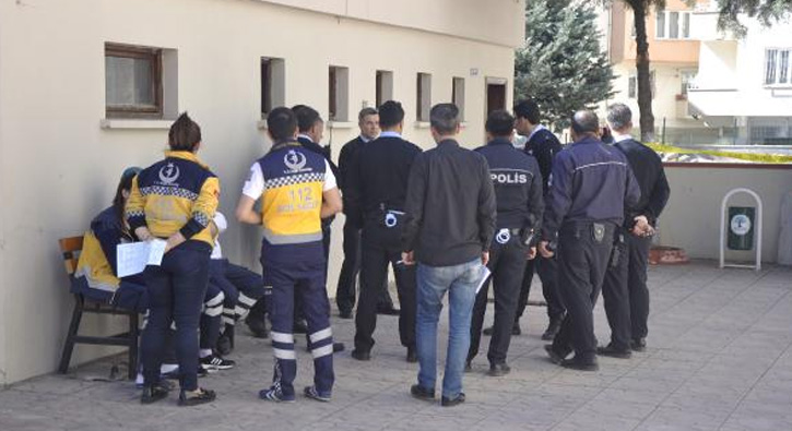 Caminin kad�nlar tuvaletinde �ld�