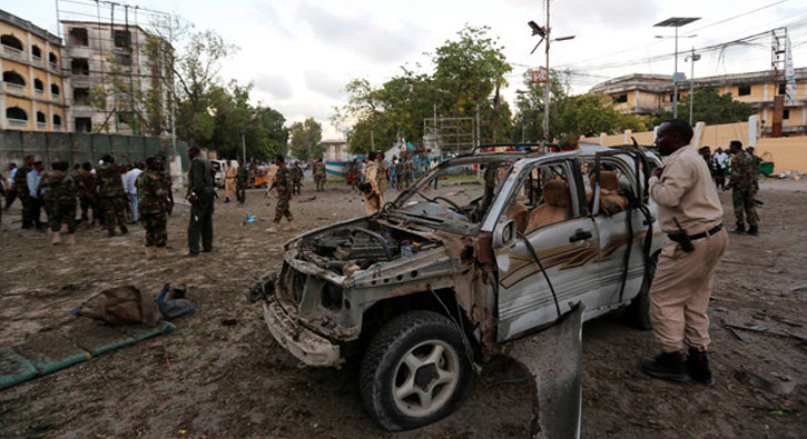 Somali'de bombal saldr: 2 l 5 yaral