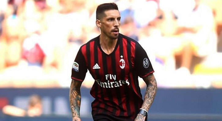Milan'�n Jose Sosa pi�manl���