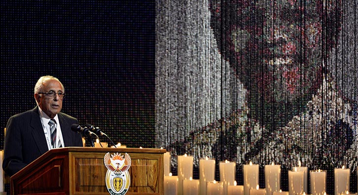 Mandela'n�n hapishane arkada�� Ahmed Kathrada hayat�n� kaybetti